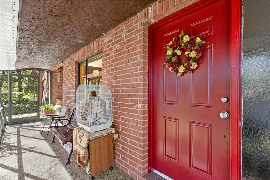 17051 SE 61st Place, Ocklawaha, FL 32179 - Image #2