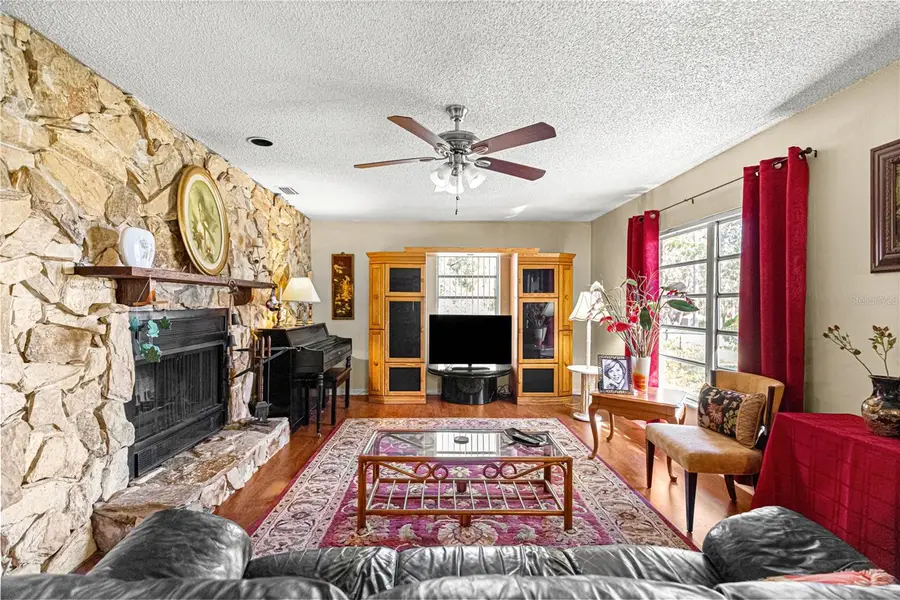 17051 SE 61st Place, Ocklawaha, FL 32179 - Image #3