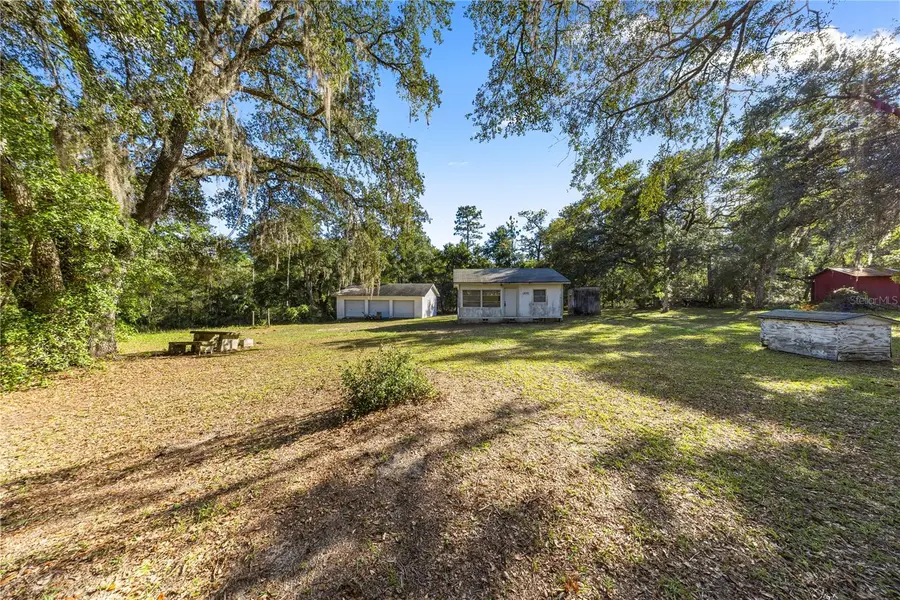 20470 NE 142nd Lane, Lake Kerr, FL 32134 - Image #2