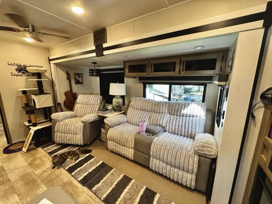 14423 NE 252nd Court Road, Salt Springs, FL 32134 - Image #2