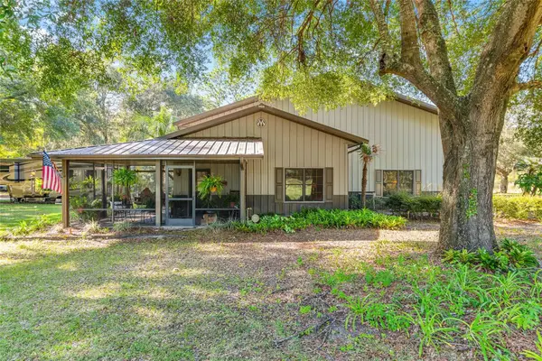 16876 NE 30th Court, CITRA, FL 32113