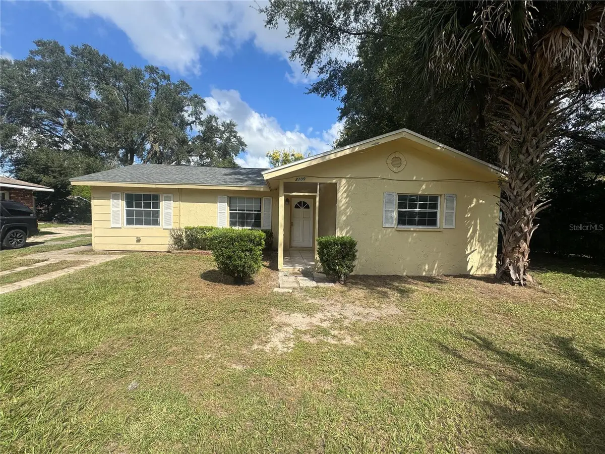 2109 SW 7th Place, Ocala, FL 34471 - Image #1