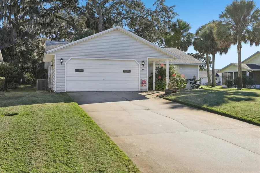 304 Brigadoon Circle, Leesburg, FL 34788 - Image #2