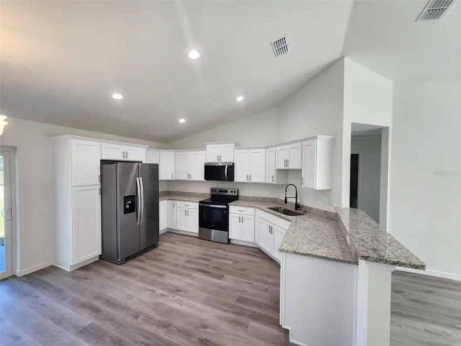 24145 NW Foxglove Lane, Dunnellon, FL 34431 - Image #3