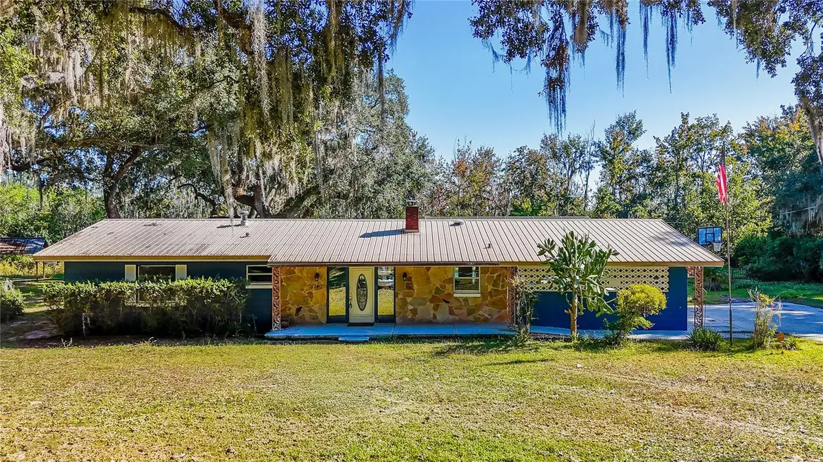 1740 SE 164th Circle, Ocklawaha, FL 32179 - Image #1