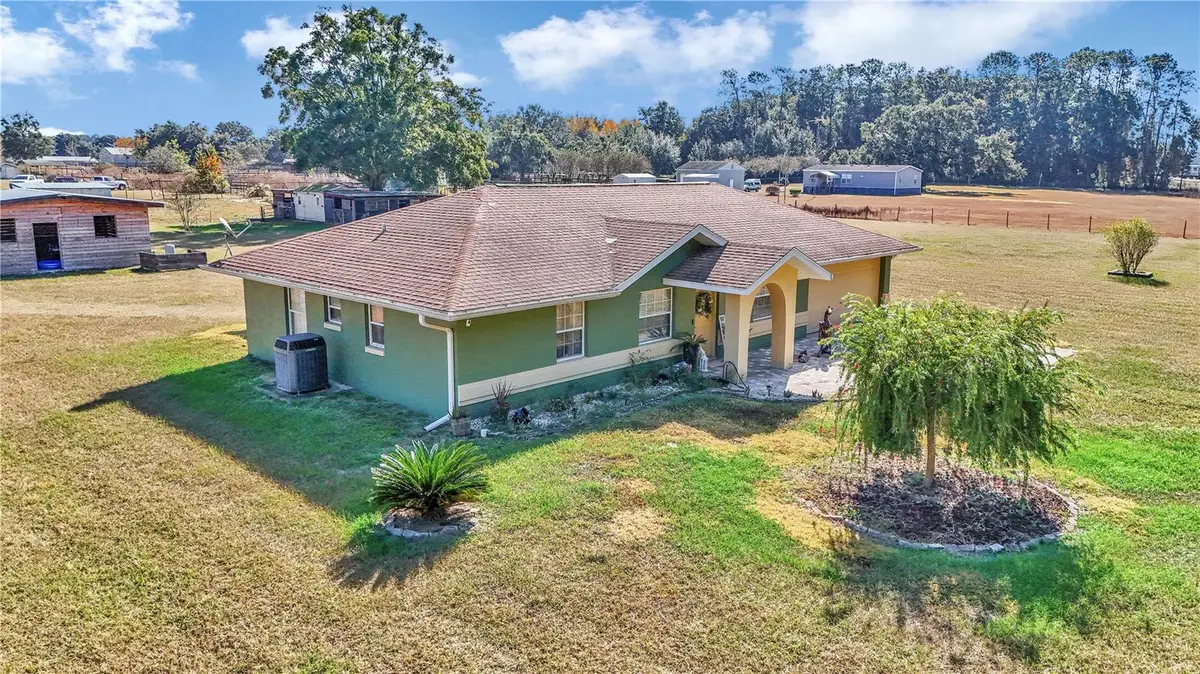 16391 S Magnolia Avenue, Summerfield, FL 34491 - Image #1