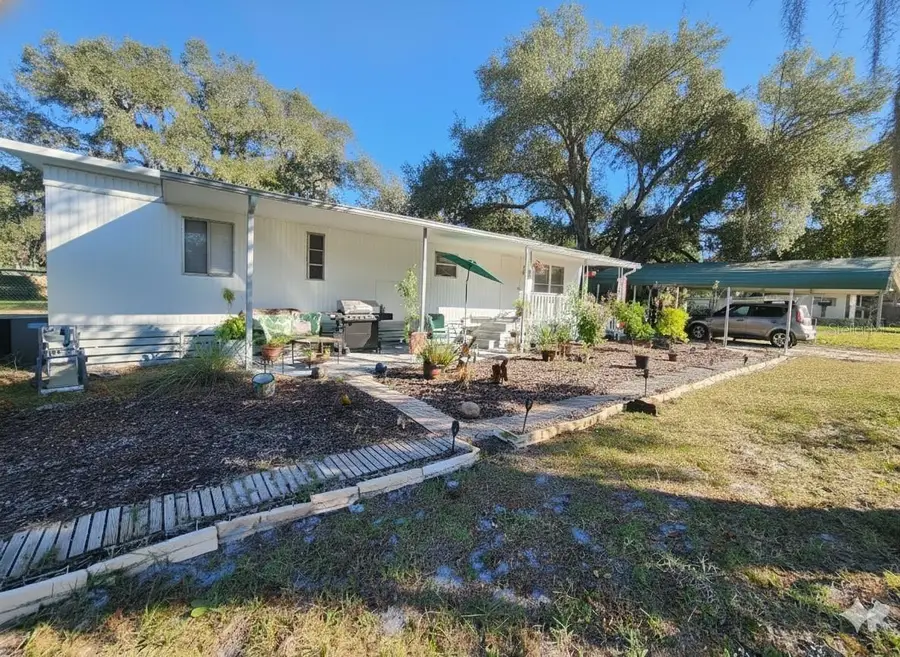 16461 NE 141st Avenue, Fort McCoy Anthony, FL 32134 - Image #2