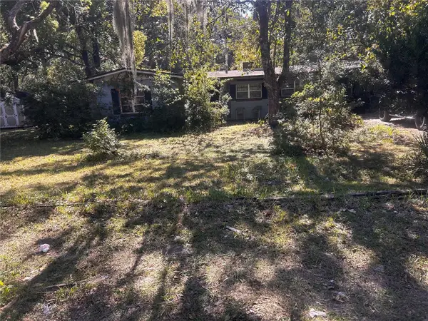 2215 NE 8th Avenue, GAINESVILLE, FL 32641