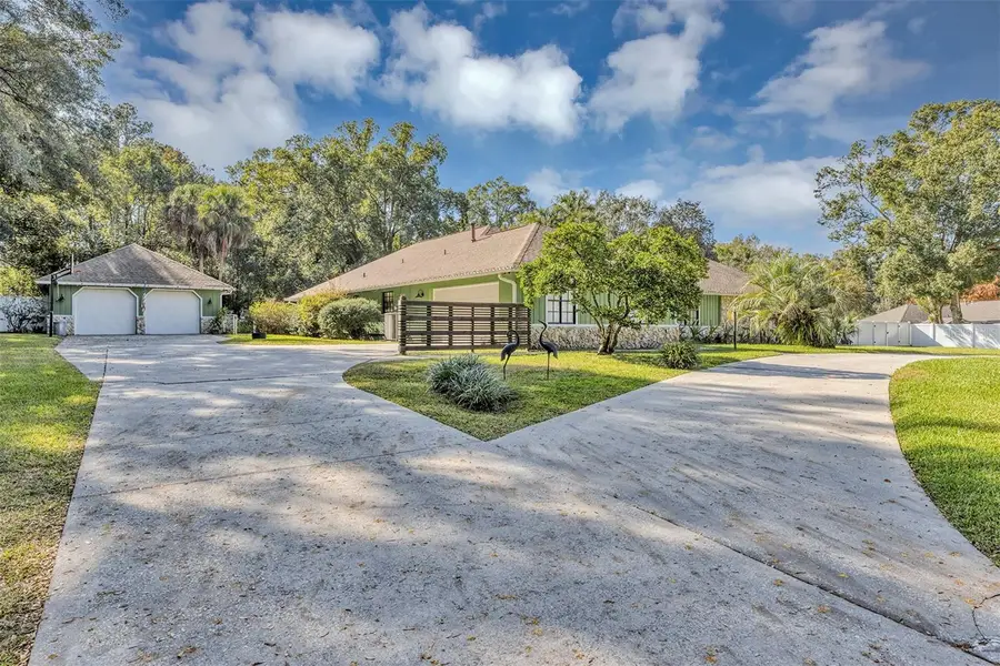 5520 NE 2nd Lane, Ocala, FL 34470 - Image #3