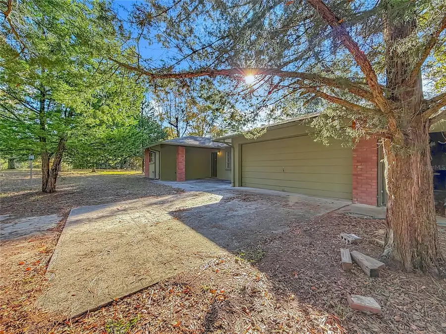 11650 NE 88th Lane, Bronson, FL 32621 - Image #2