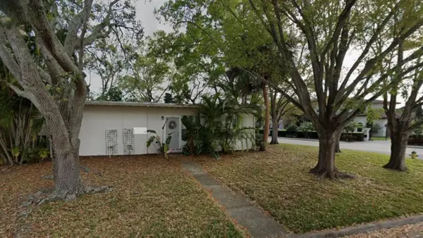 535 Monterey Boulevard Ne, ST PETERSBURG, FL 33704