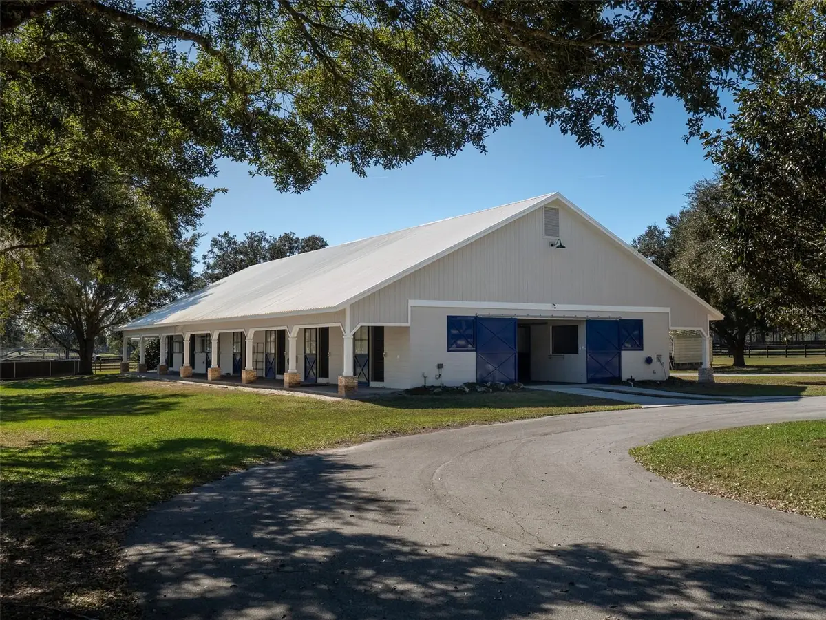 9710 NW 160th Avenue, Morriston, FL 32668 - Image #1