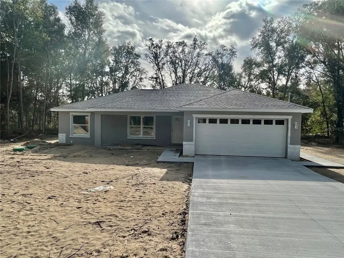 64 Guava Pass, Ocklawaha, FL 32179 - Image #1