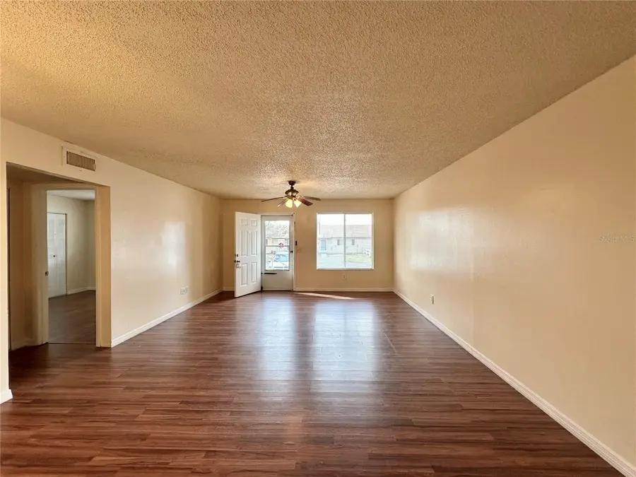 343 E Rosewood Lane #343, Tavares, FL 32778 - Image #3