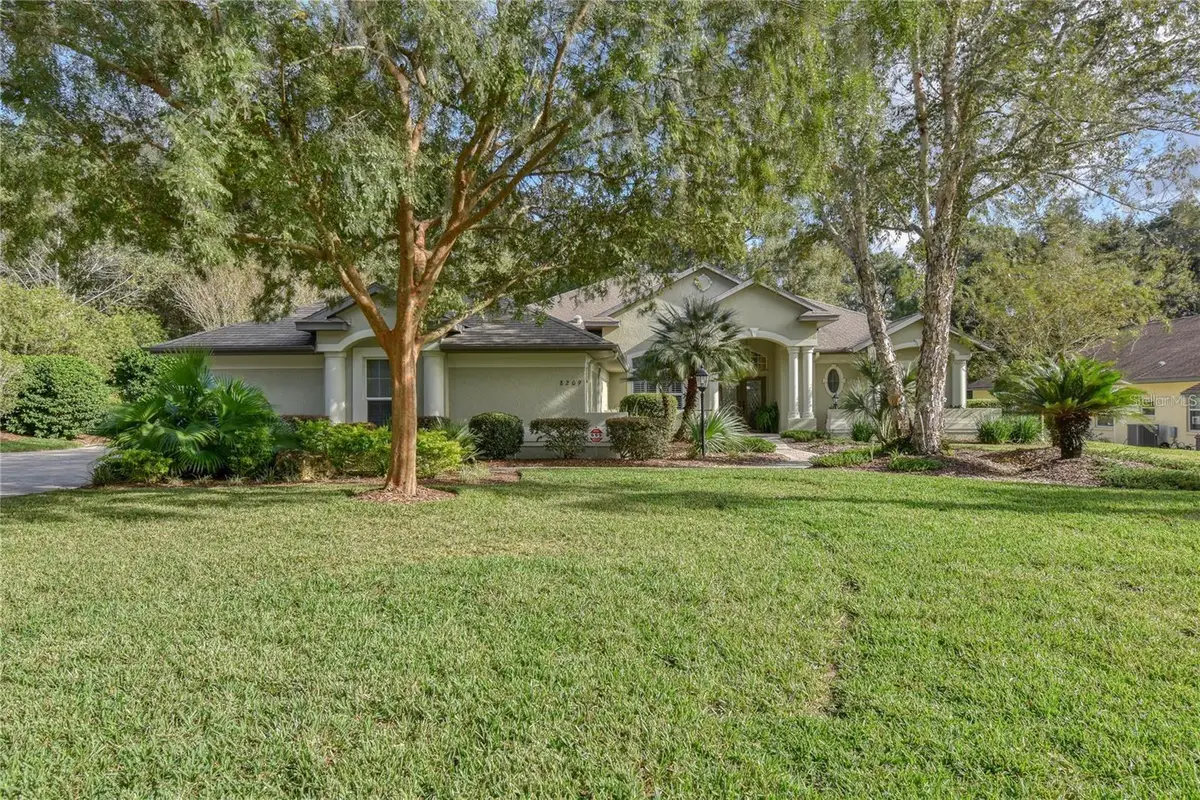 8209 SW 196th Court Road, Dunnellon, FL 34432 - Image #1