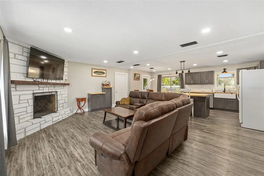 903 NE 17th Court, Ocala, FL 34470 - Image #2