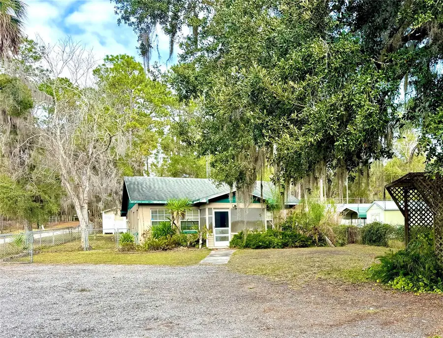 14551 NE 210th Court Road, Lake Kerr, FL 32134 - Image #3
