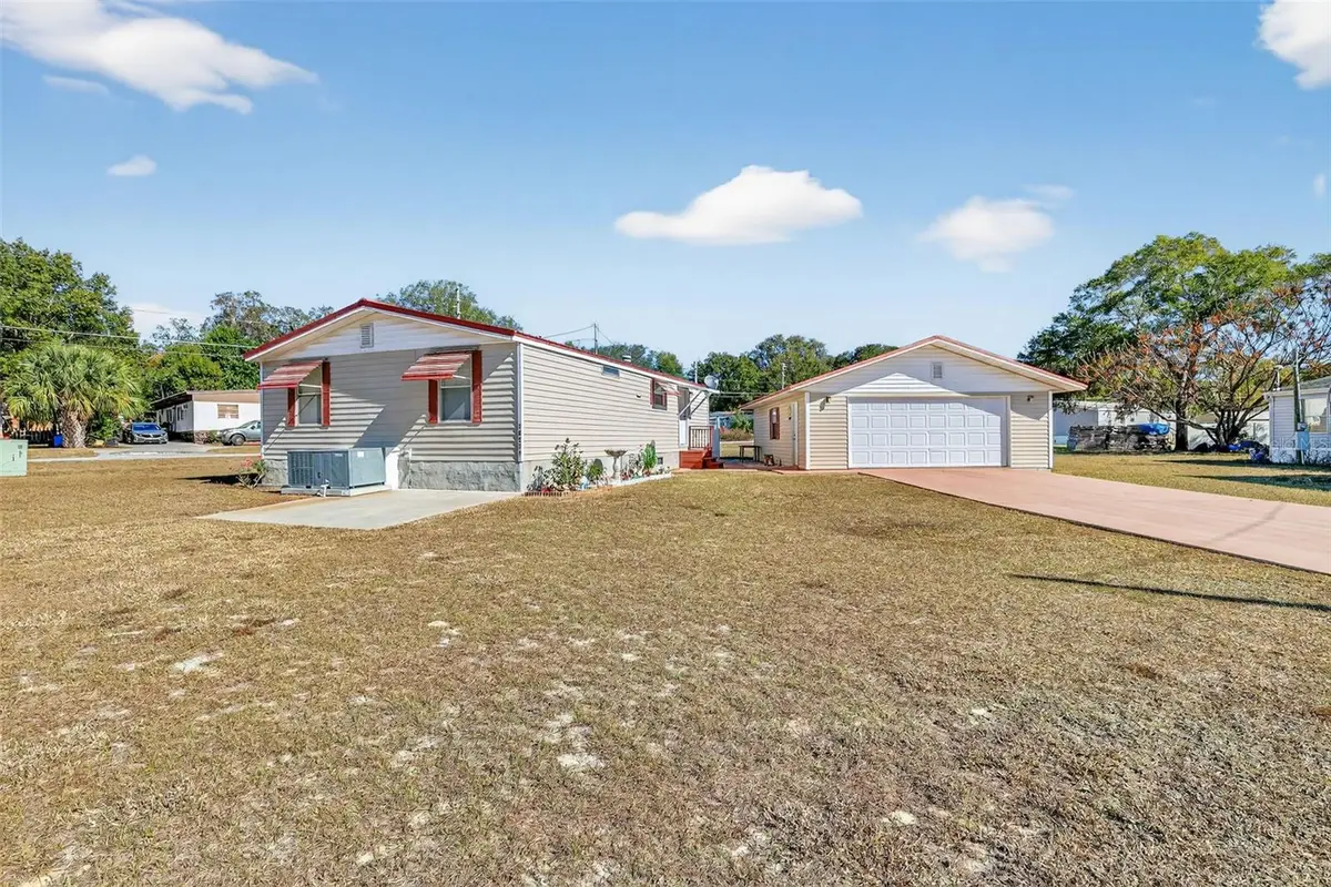16571 SE 102nd Court Road, Summerfield, FL 34491 - Image #1