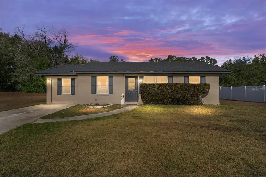 3251 SE 143rd Place, Summerfield, FL 34491 - Image #2