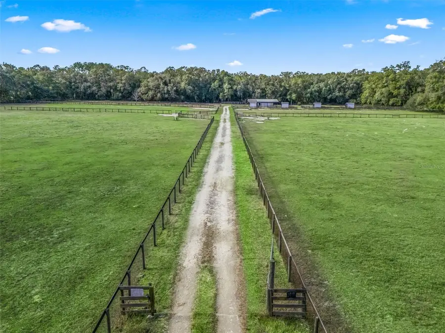 950 NE 200th Avenue, Williston, FL 32696 - Image #3