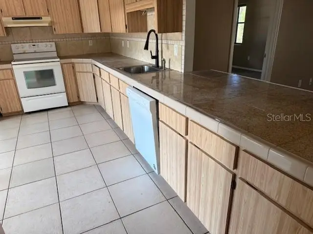 306 Cabot Street, Inverness, FL 34452 - #3