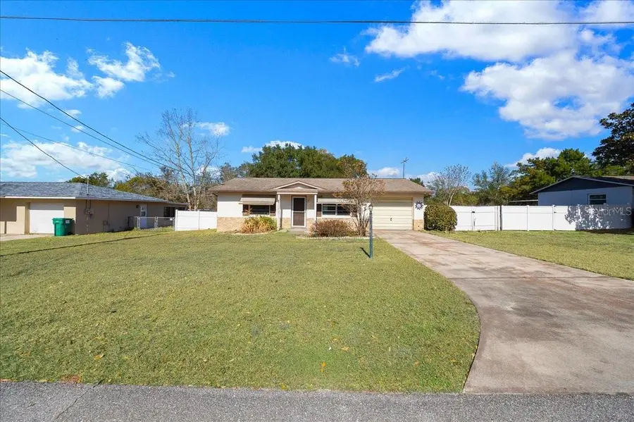 415 First Drive, Lady Lake, FL 32159 - #2