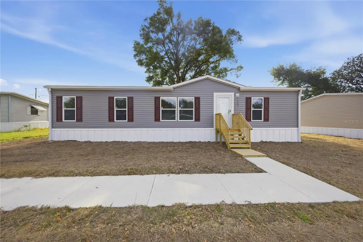 1560 NE 162nd Street, Citra, FL 32113 - #1