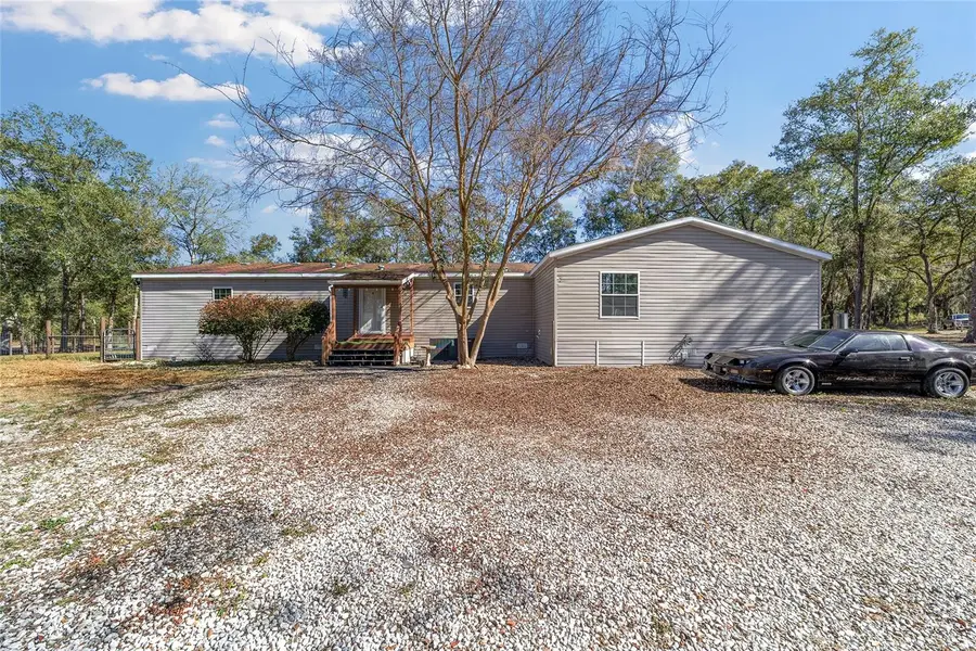 39742 Carolina Avenue, Lady Lake, FL 32159 - Image #2