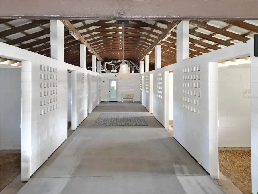 21051 SE 42nd Street, Morriston, FL 32668 - #2