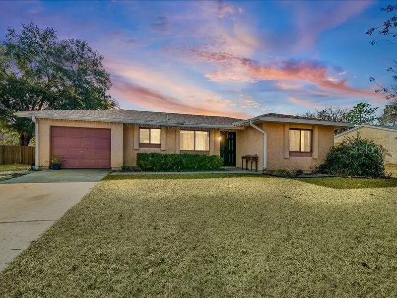 543 Silver Course Court, Ocala, FL 34472 - Image #1