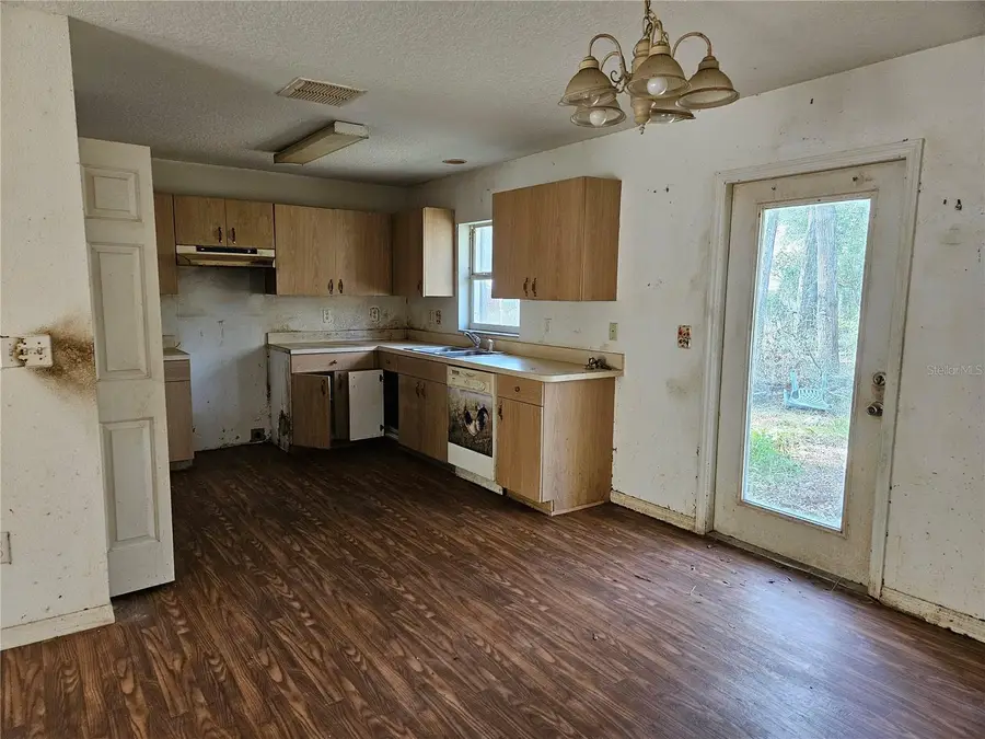 5870 SE 158th Court, Ocklawaha, FL 32179 - Image #3