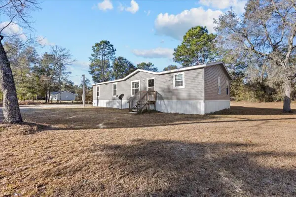 1910 NE 155th Court, WILLISTON, FL 32696