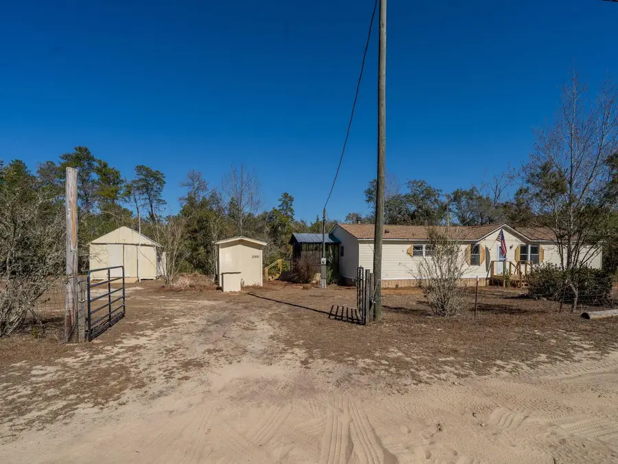 15991 NE 236th Lane, Fort McCoy, FL 32134 - #2