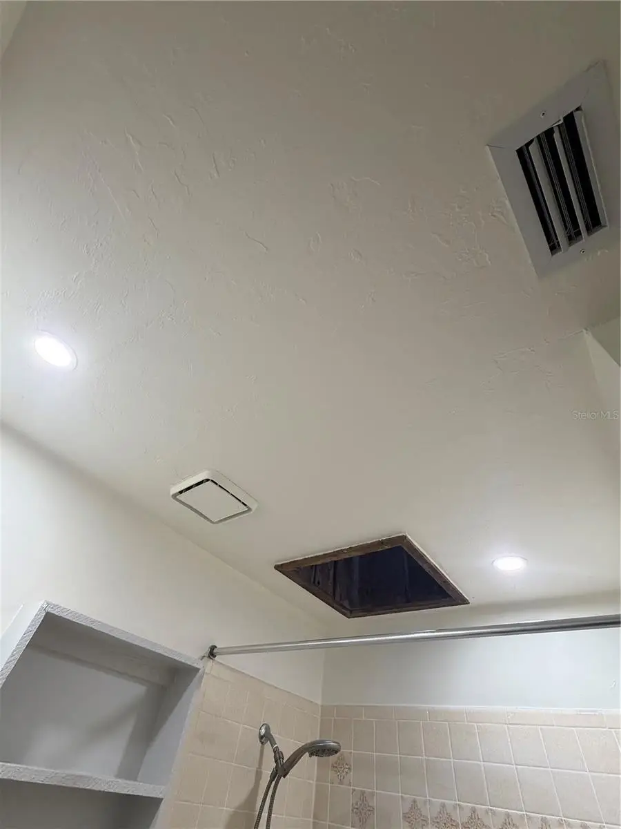 4123 SW 15th Place #2, Gainesville, FL 32607 - #3