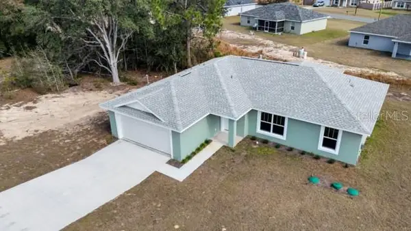 25 Locust Loop Lane, OCALA, FL 34472