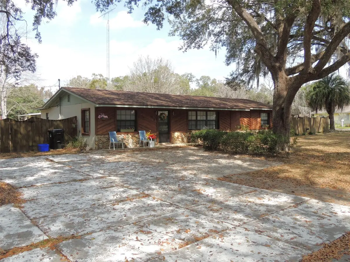 312 NE 2nd Avenue, Williston, FL 32696 - #1