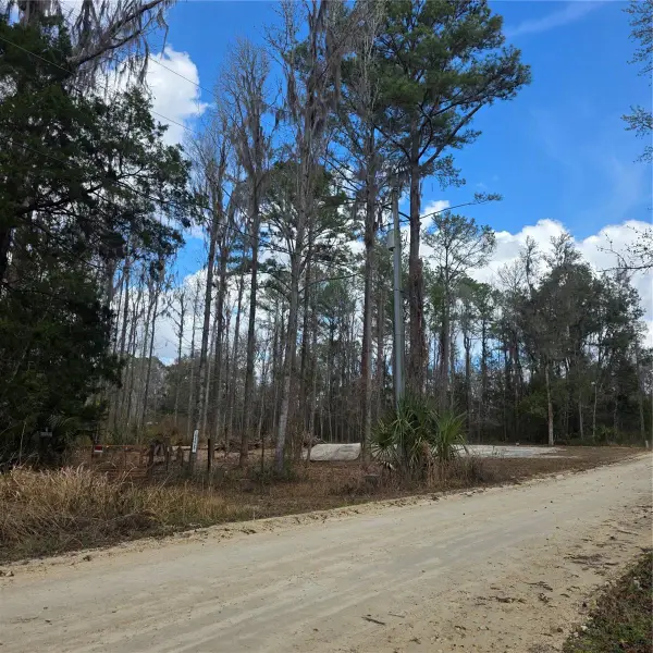 SW 11th Street Rd, OCALA, FL 34481