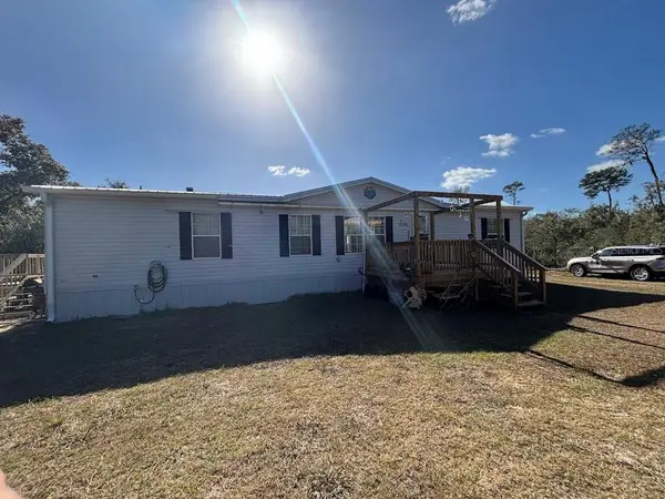15594 NE 233rd Place, FORT MC COY, FL 32134
