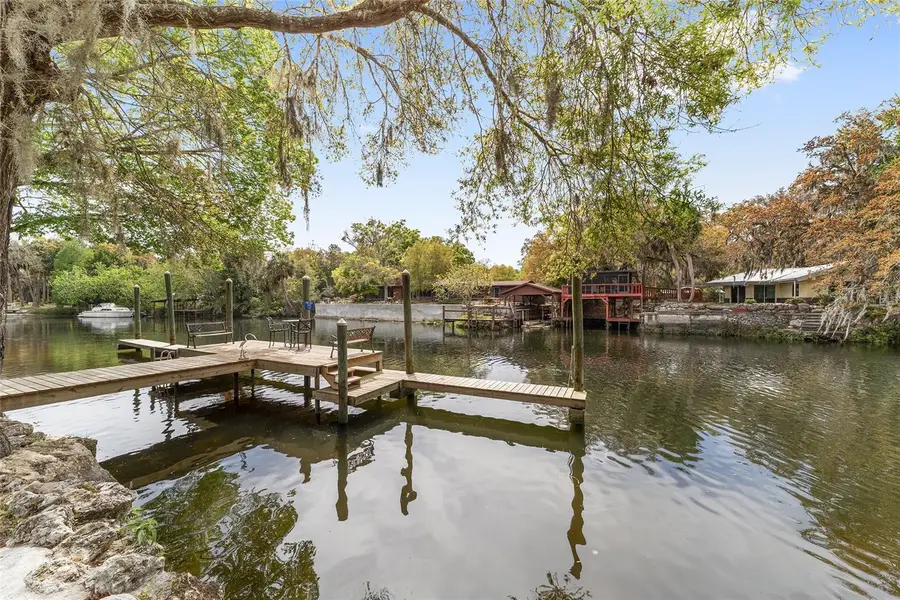 34 Garden Mall Court, Inglis, FL 34449 - #3