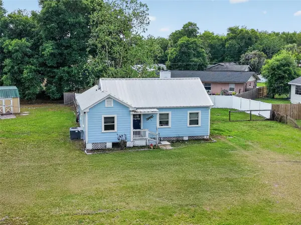431 Edgewater Avenue, UMATILLA, FL 32784