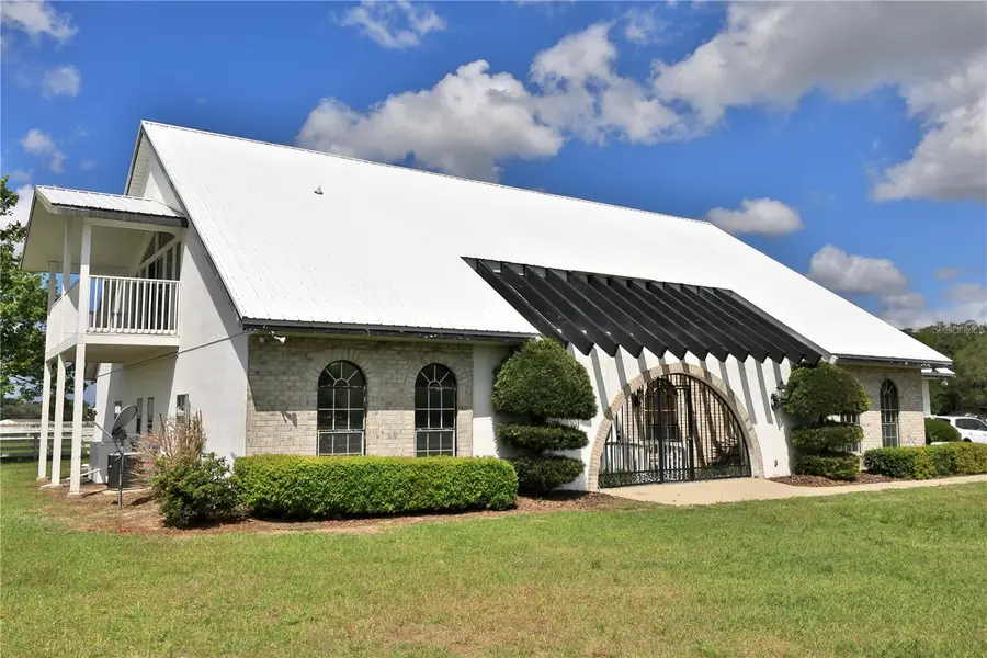 4450 SE 216th Avenue, Morriston, FL 32668 - #2