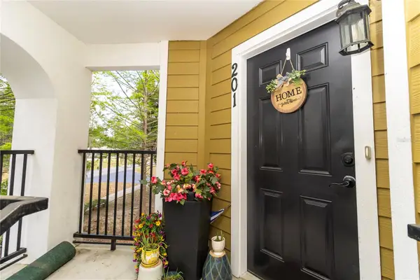 4215 SW 31st Drive #201, GAINESVILLE, FL 32608