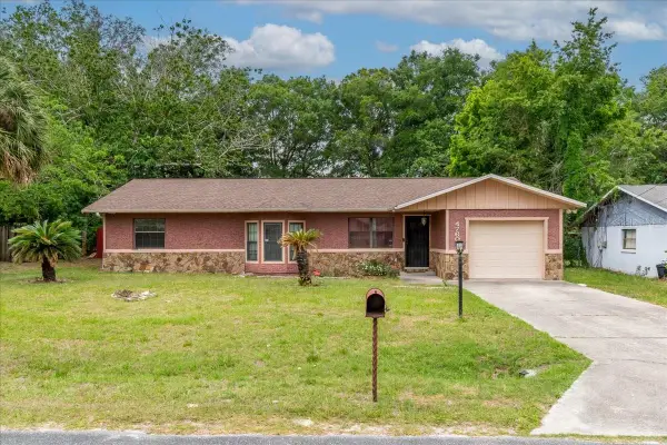 4760 NE 28th Terrace, OCALA, FL 34479