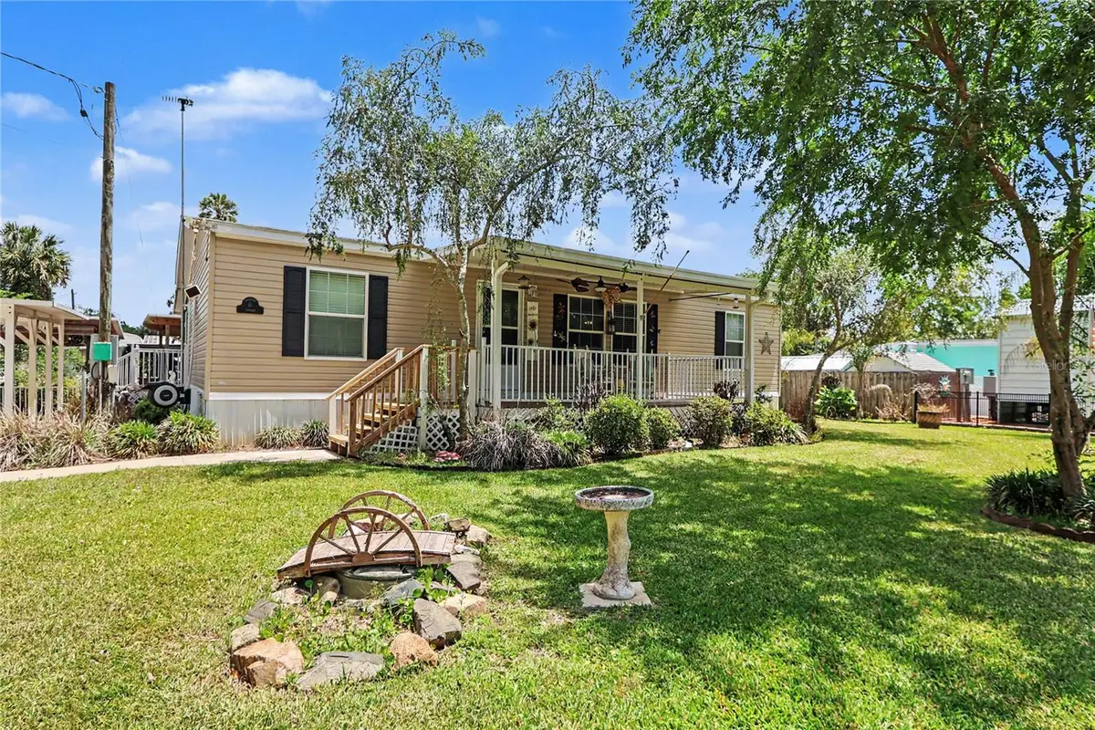 56348 Maple Road, Astor, FL 32102 - #1