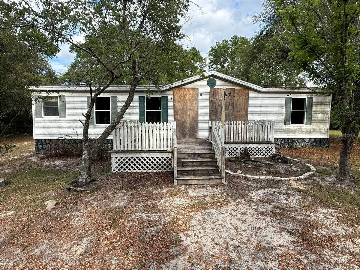 18710 SE 61st Street Road, Ocklawaha, FL 32179 - #1