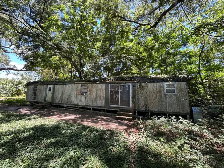 3610 NE 59th Avenue, Silver Springs, FL 34488 - #2