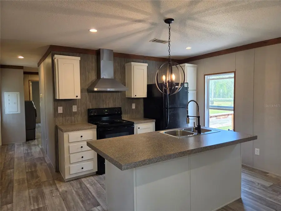 624 E Winnetka Street, Hernando, FL 34442 - #3