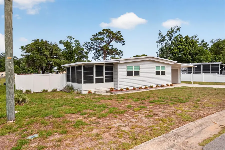 581 NE 64th Avenue, Ocala, FL 34470 - #2