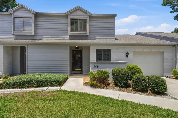 1910 SE 37th Court Circle, OCALA, FL 34471