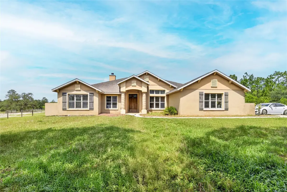 1098 NW 165th Court Road, Dunnellon, FL 34432 - #1